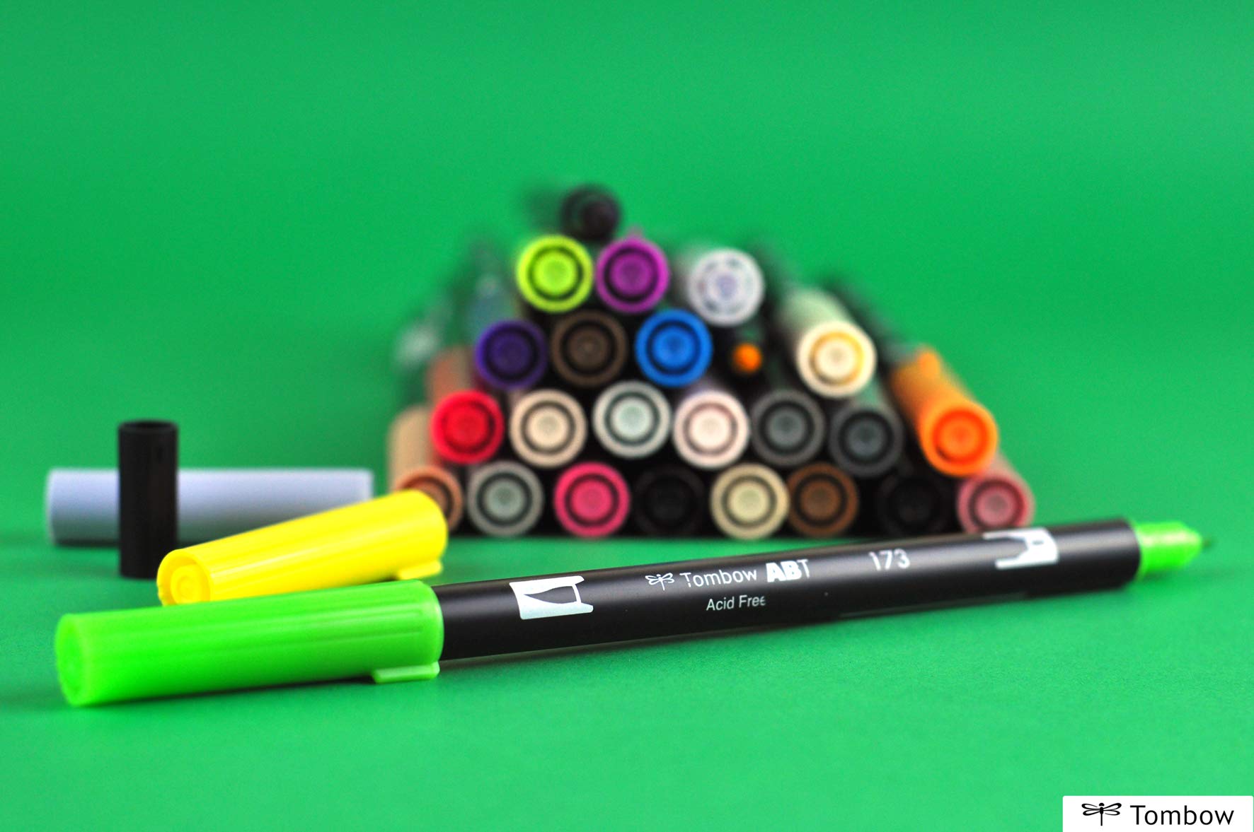 tombow-abt-dual-brush-pen-abt-845-fasermaler-mit-zwei-spitzen-carmine image 5