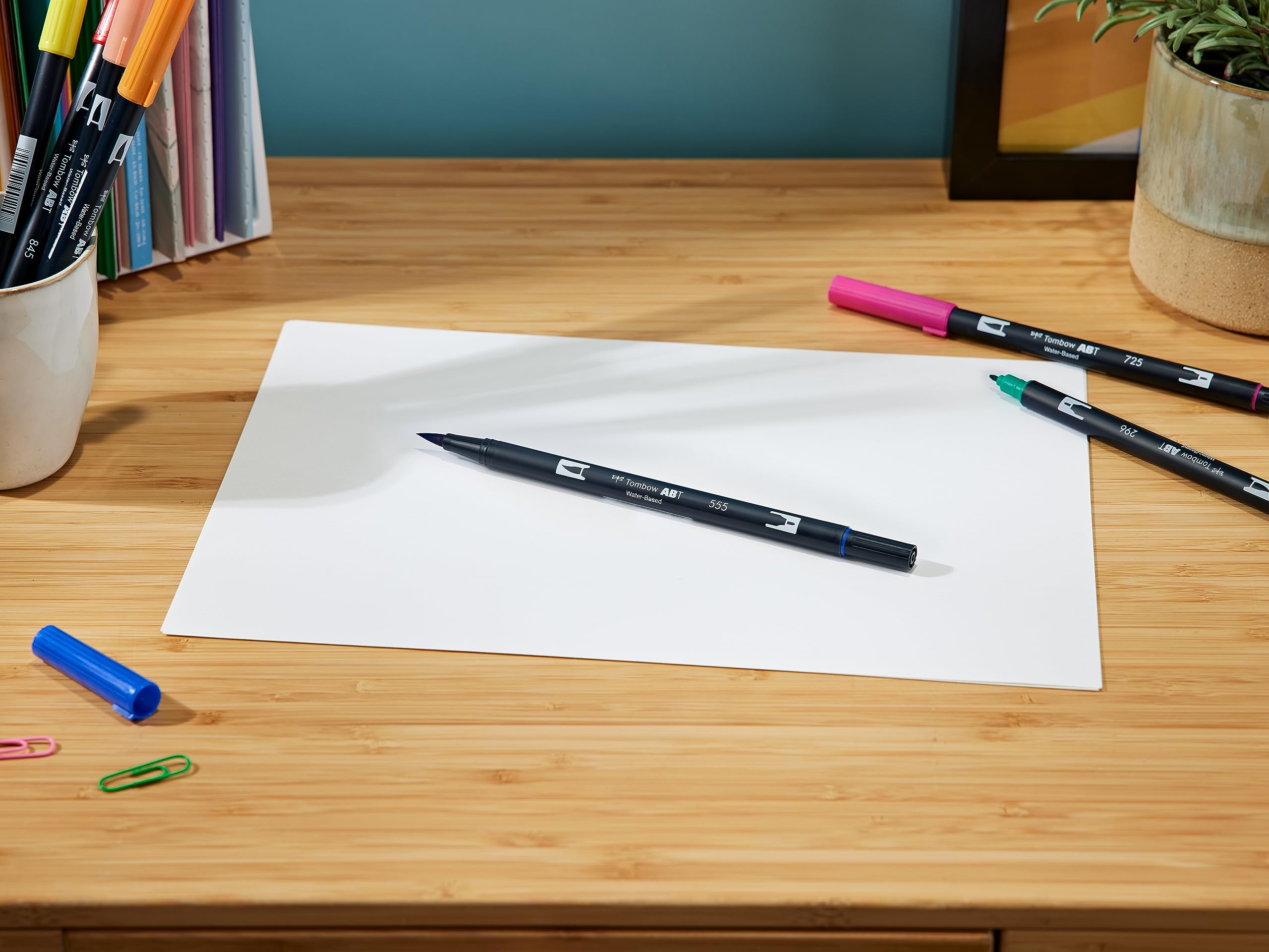 tombow-dual-brush-pen-abt-12er-set-prim-rfarben-mit-pinsel-und-feinspitze image 2