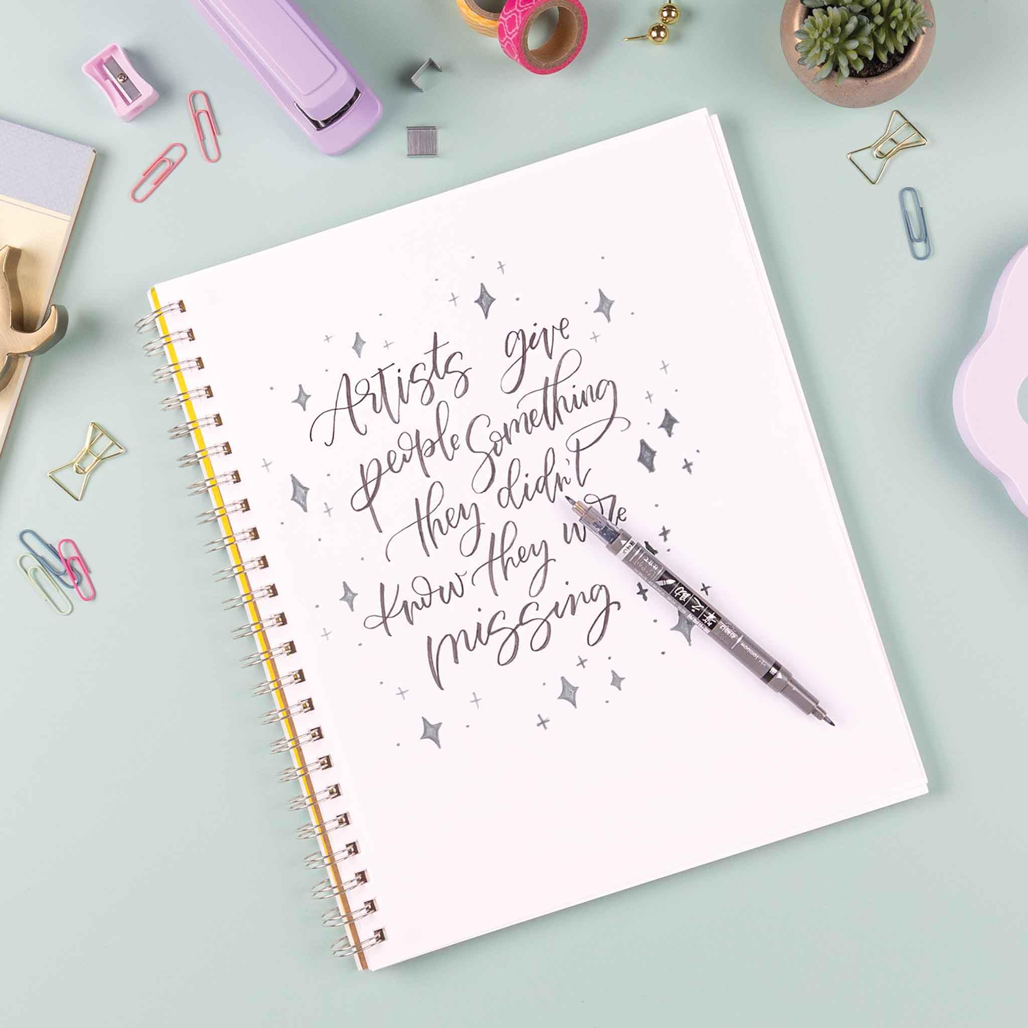 tombow-fudenosuke-twin-brush-pen-schwarz-grau-weich-2-spitzen image 2