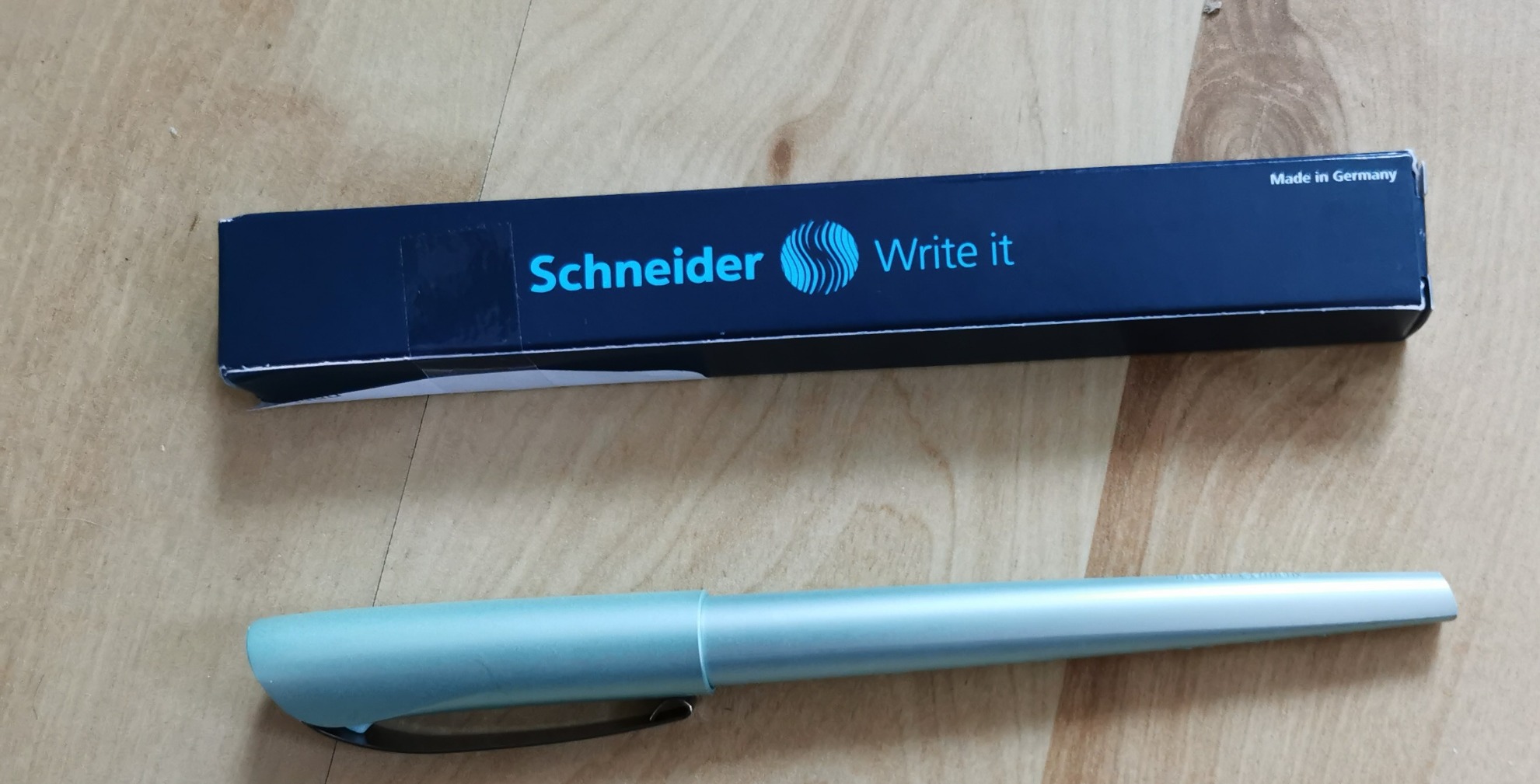 Gute Feder für den Preis